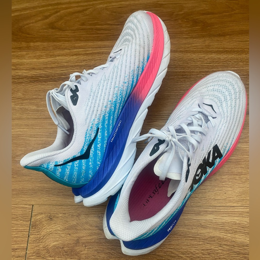 Hoka One One Womens Mach 5 1127894 WSBB White Running Shoes Sneakers Size 11B - Picture 2 of 6